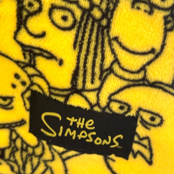 Simpson Snuddie Hoodie Robe Coverup Lemon Yellow Pullover Oversized Pockets Cozy - Picture 10 of 10